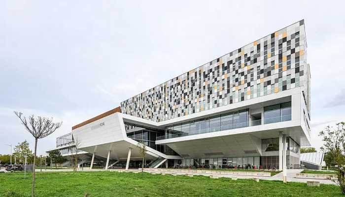 Aplikasi Jam Dunia & Konversi Zona Waktu: Wajib untuk Meeting Internasional